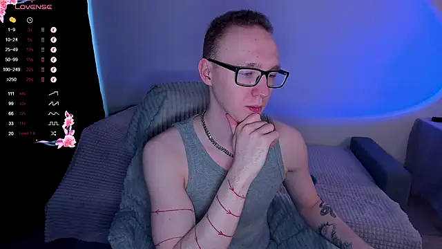 Alex silents online show from 10-25-25, 06:32