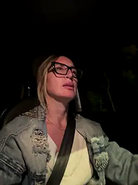 casalinga88 online show from 09-30-25, 06:24