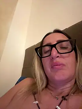 casalinga88 online show from 11-15-25, 11:32