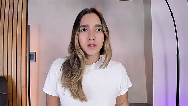 honeyhot69   online show from 01-06-25, 11:18