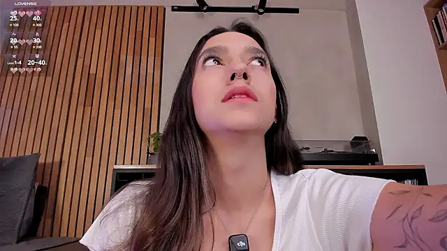 honeyhot69   online show from 03-06-26, 12:23