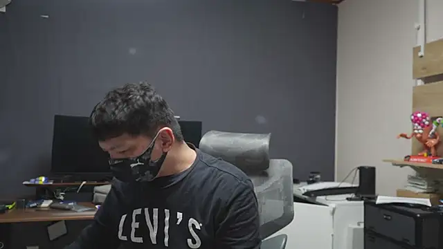 Snapshot of tokimori chatting on 02-02-25, 12:46 tokimori online show from 02-02-25, 12:46