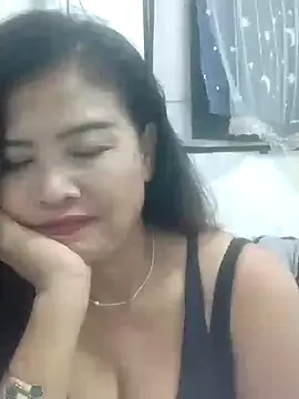 Snapshot of Fon_Bigboobs chatting on 12-10-24, 10:16 Fon Bigboobs online show from 12-10-24, 10:16