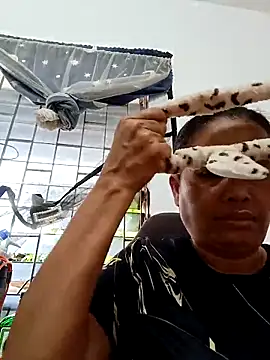 Snapshot of Fon_Bigboobs chatting on 09-13-25, 09:31 Fon Bigboobs online show from 09-13-25, 09:31