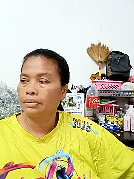 Snapshot of Fon_Bigboobs chatting on 09-30-25, 02:11 Fon Bigboobs online show from 09-30-25, 02:11