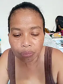 Snapshot of Fon_Bigboobs chatting on 10-02-25, 07:37 Fon Bigboobs online show from 10-02-25, 07:37