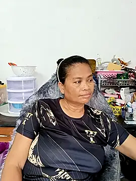 Snapshot of Fon_Bigboobs chatting on 10-14-25, 05:19 Fon Bigboobs online show from 10-14-25, 05:19