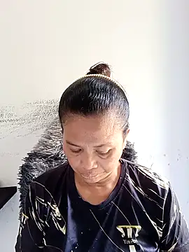 Snapshot of Fon_Bigboobs chatting on 11-28-25, 04:59 Fon Bigboobs online show from 11-28-25, 04:59