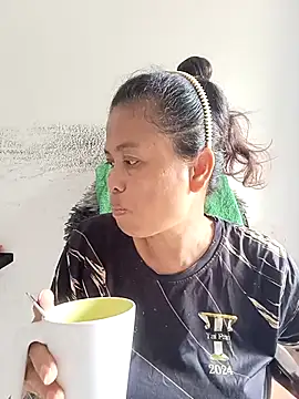 Snapshot of Fon_Bigboobs chatting on 12-05-25, 08:45 Fon Bigboobs online show from 12-05-25, 08:45