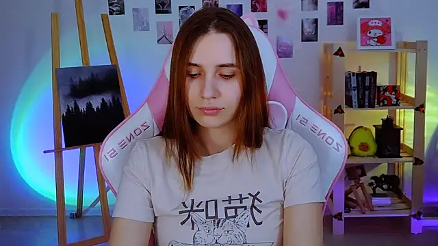 AliceCharmy online show from 01-10-25, 01:09