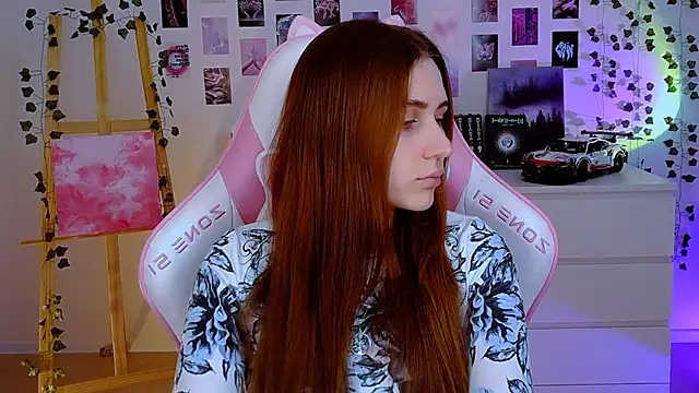 AliceCharmy online show from 01-29-25, 10:37