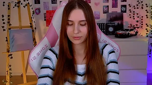 AliceCharmy online show from 02-12-25, 07:45