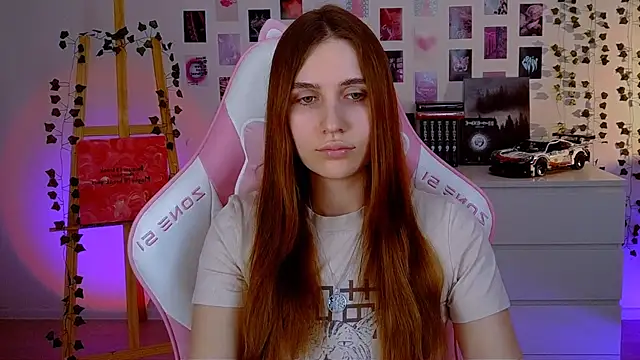 AliceCharmy online show from 03-18-25, 06:48