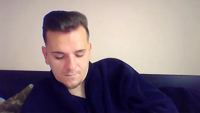 Huge cock22cm online show from 12-04-25, 09:29