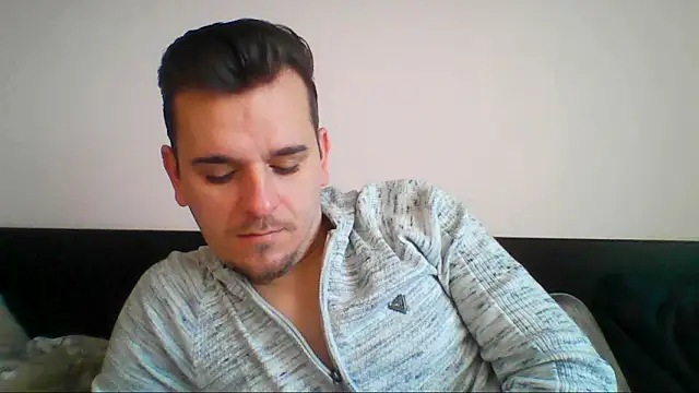 Huge cock22cm online show from 01-17-26, 06:40