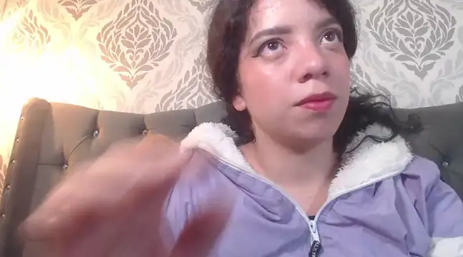 EmmaCowperr online show from 02-26-25, 04:45