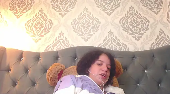 EmmaCowperr online show from 02-27-25, 03:59