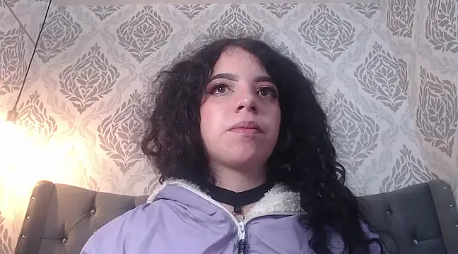 EmmaCowperr online show from 03-11-25, 09:48