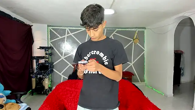 oliverhot2005 online show from 01-29-25, 10:01