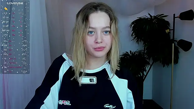 n0 nude online show from 01-18-25, 12:15