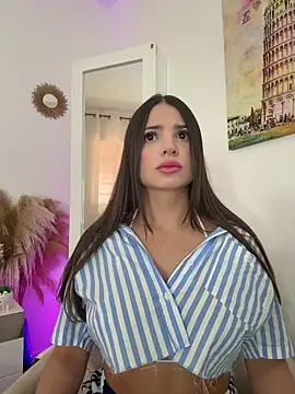 Ashleyjenner  online show from 12-04-25, 08:50