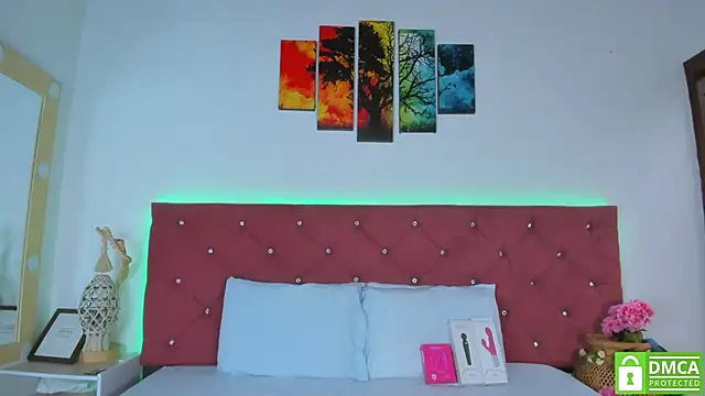 Ruth harvey  online show from 09-18-25, 01:24