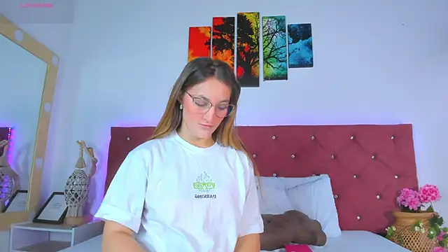 Ruth harvey  online show from 09-21-25, 01:02