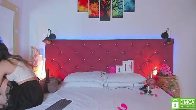 Ruth harvey  online show from 04-08-26, 01:55