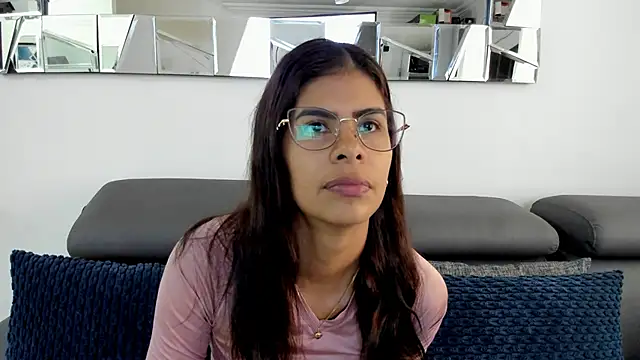 Snapshot of karlina_charlotte1 chatting on 03-12-25, 12:57 karlina charlotte1 online show from 03-12-25, 12:57