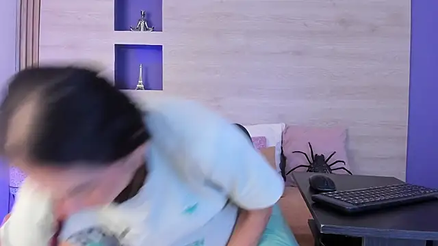 Dakotagloss online show from 10-24-25, 10:06