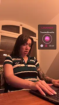 emiliasommer online show from 10-02-25, 07:54