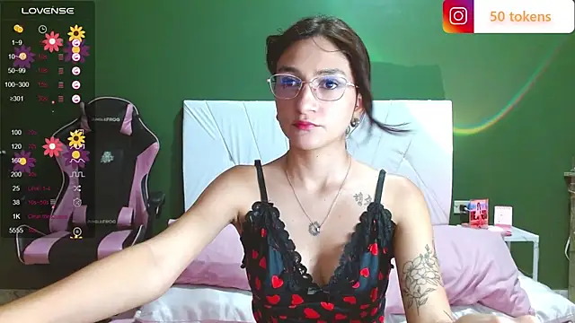 Mei Kelly online show from 03-18-25, 12:27