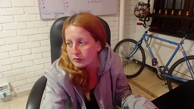 ViioletaMora online show from 02-11-25, 09:35