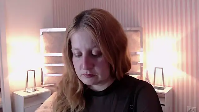 ViioletaMora online show from 02-17-25, 09:19