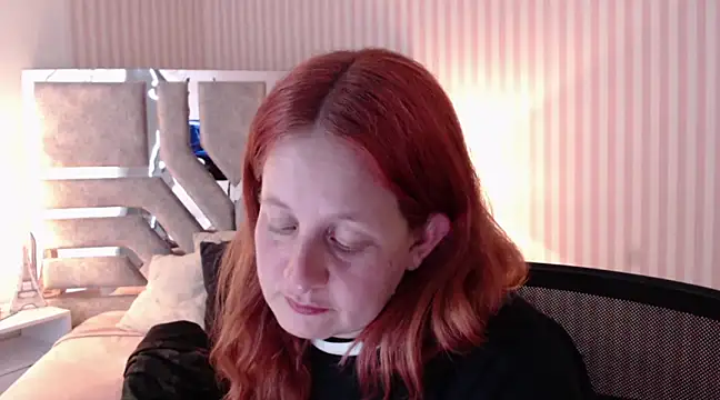 ViioletaMora online show from 03-11-25, 02:21