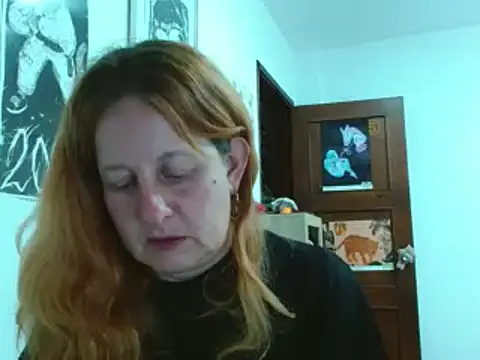 Snapshot of ViioletaMora chatting on 04-24-26, 05:21 ViioletaMora online show from 04-24-26, 05:21