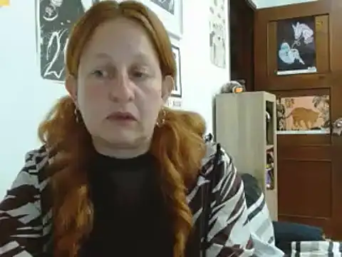 Snapshot of ViioletaMora chatting on 05-22-26, 01:13 ViioletaMora online show from 05-22-26, 01:13