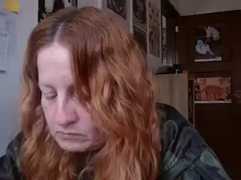 Snapshot of ViioletaMora chatting on 06-10-26, 05:12 ViioletaMora online show from 06-10-26, 05:12