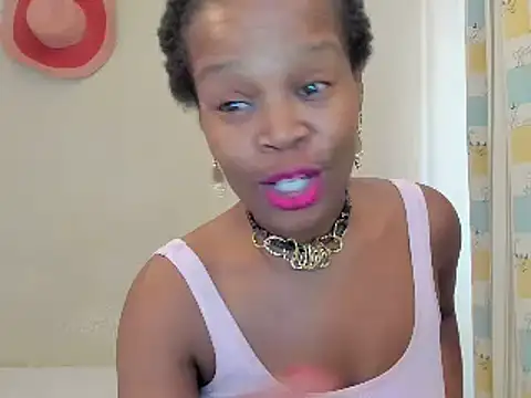 AfricanSquirtingQueen online show from 01-18-26, 12:20