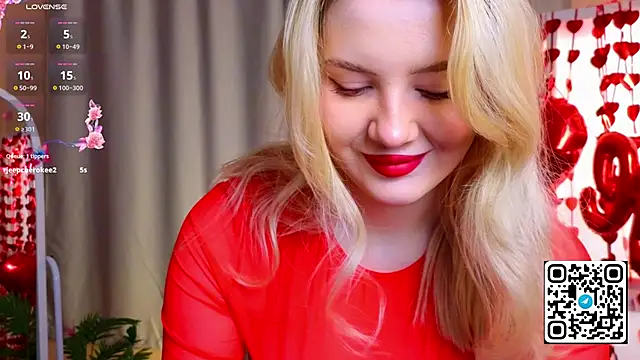 Snapshot of oliviabr0wn0 chatting on 02-15-25, 02:04 oliviabr0wn0 online show from 02-15-25, 02:04