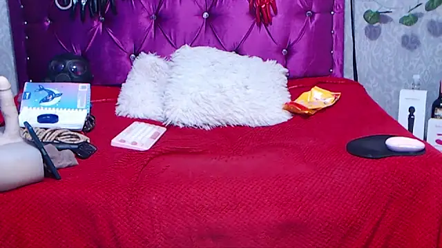 AyshaScott online show from 09-19-25, 01:34