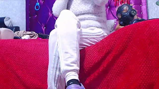 AyshaScott online show from 02-16-26, 01:18