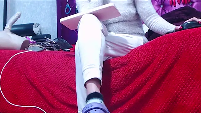 AyshaScott online show from 02-23-26, 12:35