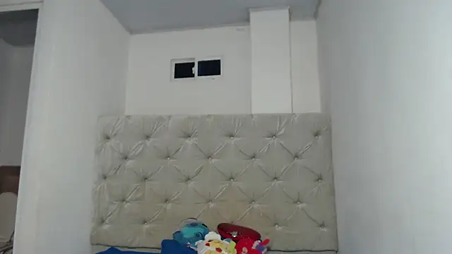 Melody phillips2 online show from 09-12-25, 08:47