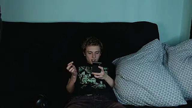 axxxturel online show from 12-11-24, 12:02