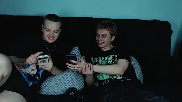 axxxturel online show from 01-06-25, 03:42