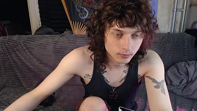 Snapshot of axxxturel chatting on 06-03-26, 06:13 axxxturel online show from 06-03-26, 06:13