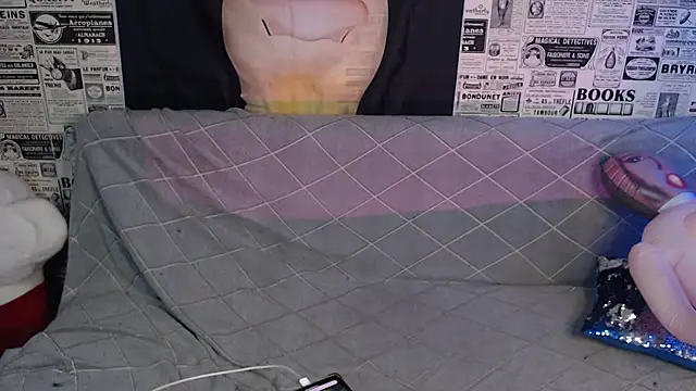axxxturel online show from 07-13-26, 08:44