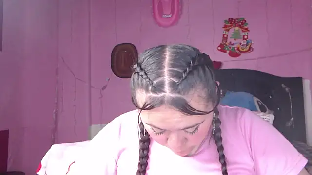 NikkiRous  online show from 02-10-25, 03:53