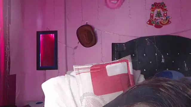 NikkiRous  online show from 10-03-25, 01:19